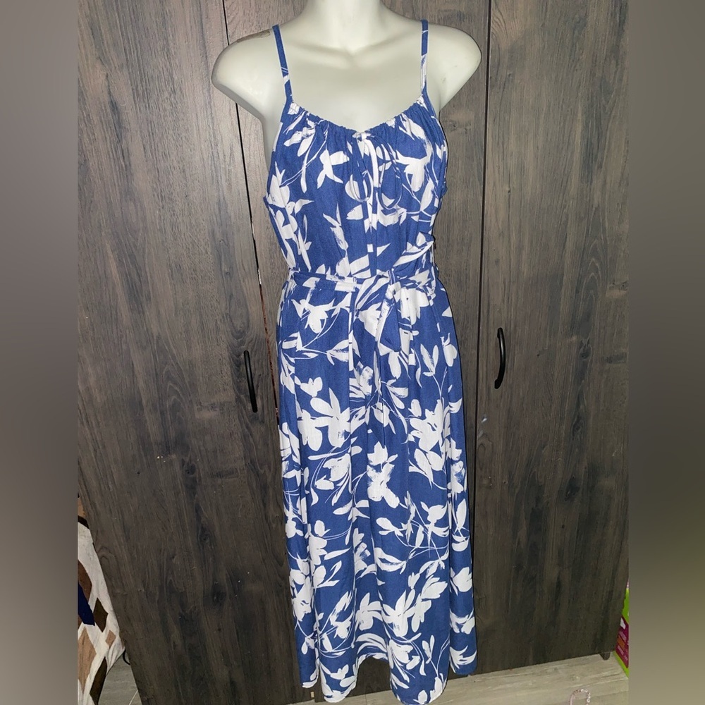Emma & Michele Floral Blue and White Maxi Dress size S